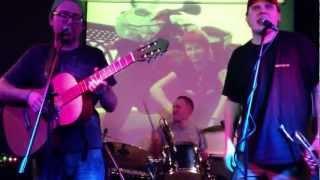 Los Microbios - "Креветка" (Camaron) в баре Куклы Пистолеты