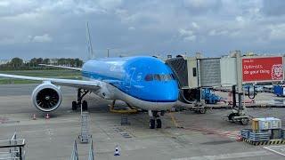 Review: KLM Economy Comfort | Boeing 787-9 Dreamliner | Amsterdam - Calgary | KL667  