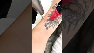 ASMR - Удаление тату на руке  #tattoo #удалениетату | студия  "Битый Небитого" САНКТ-ПЕТЕРБУРГ