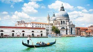 Gondola Ride and Serenade Experience in Venice, Italy