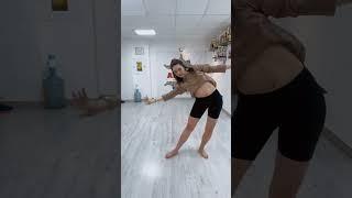 Anastasia Volkova - Alo aleiky improvisation #bellydancer