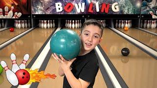 Bowling for Kids | Explore a Bowling Alley | Ten Pin Bowling for Kids | Indoor Game for Kids