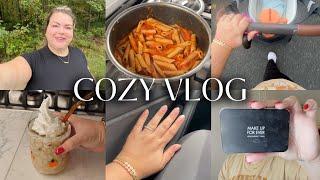 COZY FALL MORNING, QUICK MAKEUP HACK, NAIL APPT | VLOG