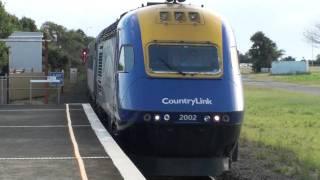 XPT Southbound Arrives Coffs Harbour