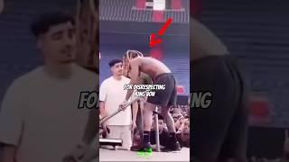 Lil Durk Shoves Fan Off Stage  #lildurk #kingvon #shorts