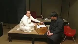 Mere Pass Tum Ho OST composer “Naveed Nashad” imparting his composition to Mr. Rahat Fateh Ali Khan.