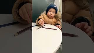 BABY RASUL IS PLAYING WITH PENCILS ️ #shortsvideo#shorts#short#subscribe#kz#america#like#baby#games