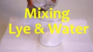 What Happens When Lye is Mixed with Water | Experiment