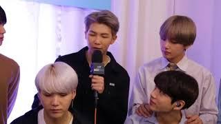 What is the staff doing?(La interview 2017 taekook/ vkook analysis)