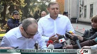 22.09.2011 - Добкин и Кернес приехали на VIP-велосипедах