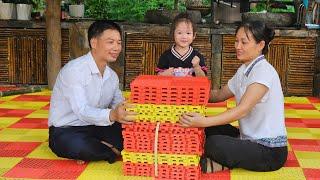 Husband Gives Wife Kitchen Floor Mat - Couple Enjoys Installing New Kitchen Floor Together