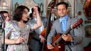 Tatiana Eva-Marie & Avalon Jazz Band - Fit As A Fiddle (SINGIN' IN THE RAIN)