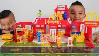 Biggest McDonald's Drive Thru Playset Vintage CKN