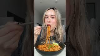Trying out Buldak Habanero Lime Spicy Noodles #food #firenoodles