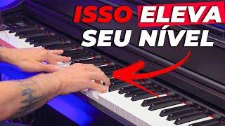 Como PREENCHER a HARMONIA de uma música (fácil e bonito)