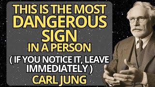 The Most Dangerous Sign In a Person According to Carl Jung – Stay Alert