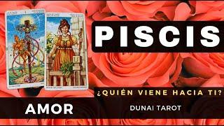 PISCIS️Tiene fuertes  SENTIMIENTOS por ti pero también hay confusión Mira! HOROSCOPO PISCIS AMOR