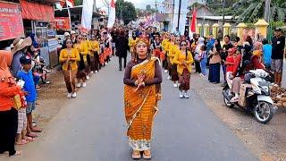 Joget Karnaval DJ Kecak Bali oleh Warga Rowotapen Sidomekar Jember Tahun 2024