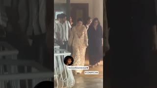 #kajoldevgan spotted in city #filmyfiles #hindisong #actress