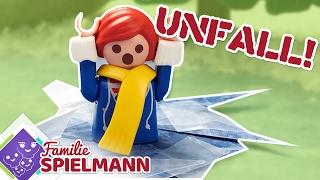 Playmobil Film Deutsch     UNFALL - Erik bricht ins Eis ein -   Blaulicht #FamilieSpielmann