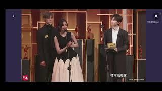 Лелуш вручает награду SOHU 25th Fashion awards