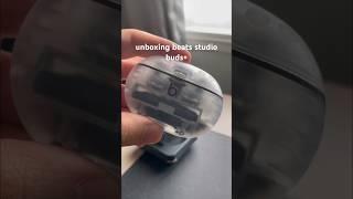 Unboxing Beats Studio Buds+ in transparent @beatsbydre  #beats #buds #sound #technology #speaker