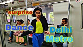 Dance in delhi metro | Apsara aali by Divsha || Raksha Rules  Choreography