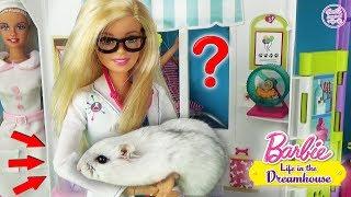 Cartoon Barbie and Chelsea go to the vet Life in the Dreamhouse! Pet Care Center  Barbie Original T