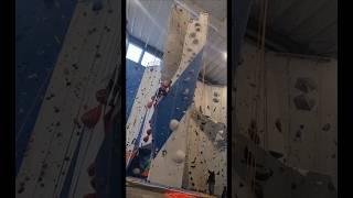 Climbing in Québec, Montréal, Allez Up PSC, #17 (5.11d) TR