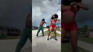 Viral majorette dance 