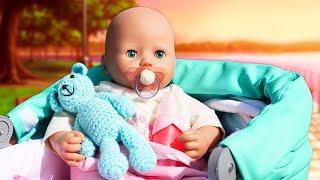 A stroller for baby born doll. Baby Annabell goes for a walk. Baby dolls' morning routines.