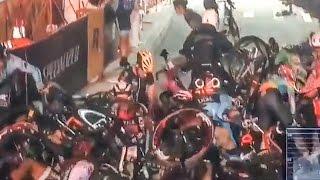 Amazing crash filmed from on-board camera of our rider . Red Hook Crit 2016 - New York