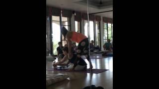 Paschimottanasana Adjusting