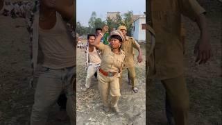 1st January Me Police Ko Bhi Maal Pila Diya  #funny #viral#shorts