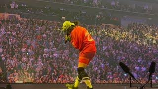 Billie Eilish - BIRDS OF A FEATHER l Live at Centre Vidéotron Québec 2024