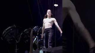 La flamboyance de Christine and the Queens sur scène  #rockenseine2023 #concertsparis #shorts