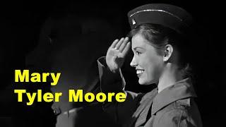 Mary Tyler Moore  - First appearance in a movie in 1957  #MovieDebut #classichollywood