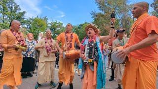 Hare Krishna Chanting - HH Maha Vishnu Swami - Ratha Yatra - Sofia, Bulgaria