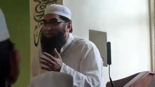 CROYDON MASJID JUNAID JAMSHED Part 1