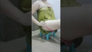 Desi bhabhi ki bathroom video nahane wala  bhabhi ne khula apna andar bear Desi Entertainment