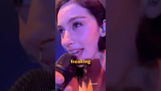 Gracie Abrams takes a fans phone and starts recording! 