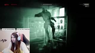 Карина стримерша играет в Outlast :D Угар на стриме !