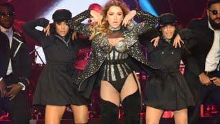 Hadise - Deli Oğlan + İnanılmaz Dans Gösterisi