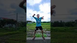 Hậu trường trẻ trâu nhảy bà Tân vlog - siêu sao nhảy ! #shorts