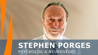 Tělo řídí naše vztahy. Psycholog a neurovědec Stephen Porges na Hausbotu Petra Horkého