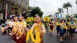 Happy New Year 2025, Biggest New Year Parade in Phnom Penh City, Celebrating Cambodia, Amazing!