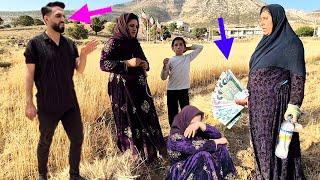 !Samira cries in the heat of the labor camp; just for freedom from Ehsan