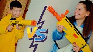 NERF БИТВА на Нерф Бластерах за уроки