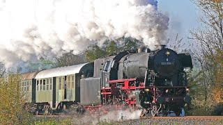 Dampf wie seinerzeit: 23 058 auf der Hohenlohebahn zwischen Crailsheim und Waldenburg (1. 11.2024)