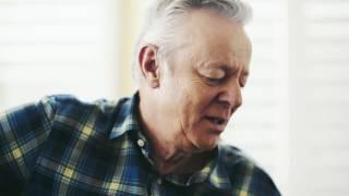 (The Man With The) Green Thumb | Tommy Emmanuel